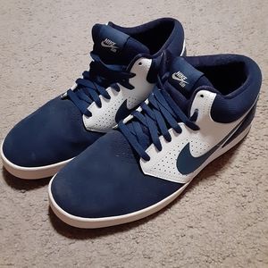 Nike Shoes Size 11.5